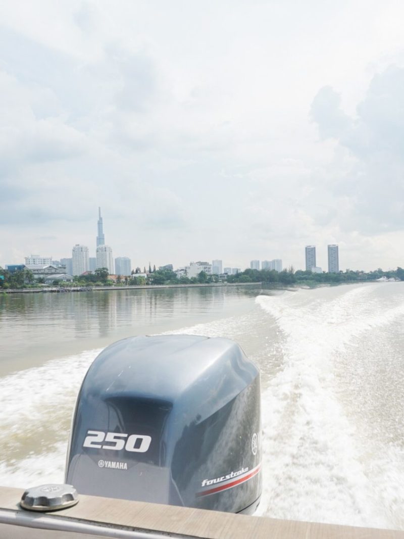 スピードボートでMia Saigonへ行ける！