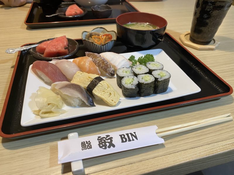 SUSHI BIN（鮨敏）のランチメニュー「にぎり寿司セット」